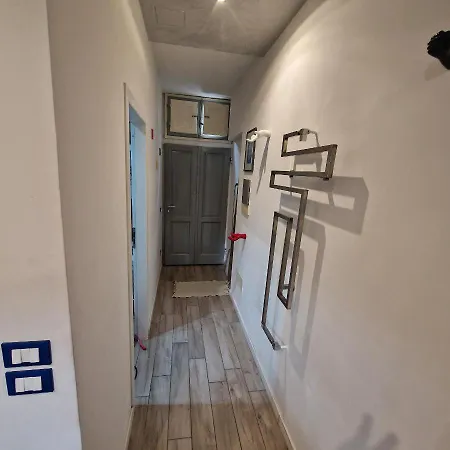 Popartapp Apartment